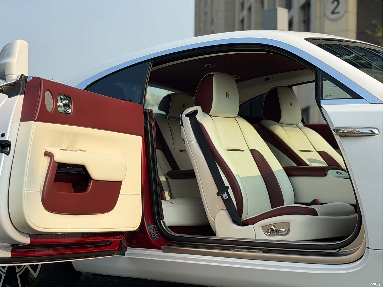 Rolls-Royce Wraith, 2017 8