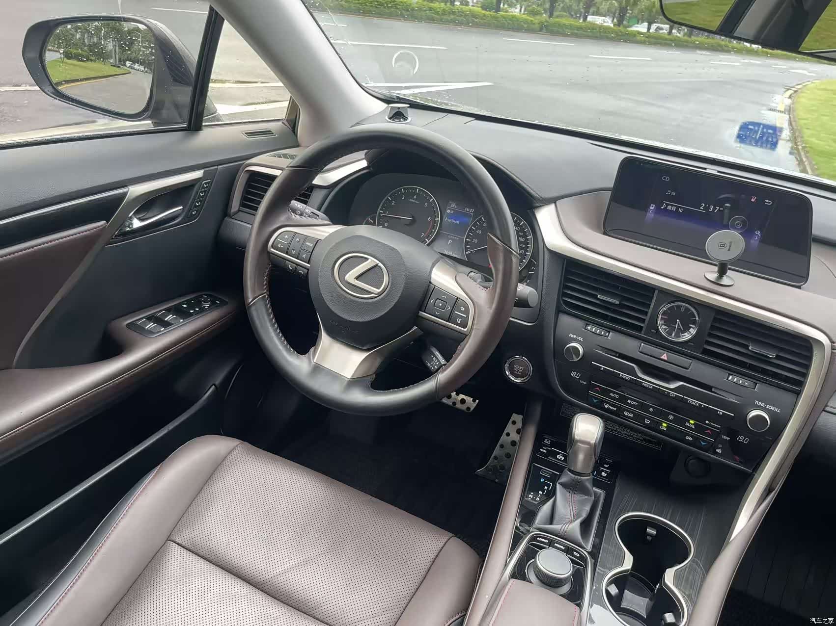 Lexus RX, 2019 14