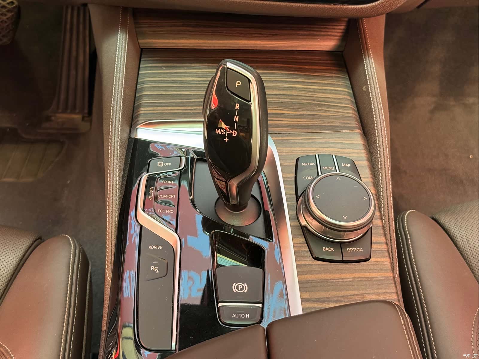BMW 5 Series, 2018 9