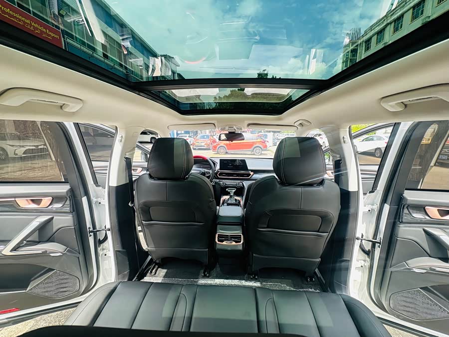 Baojun RS-5 2019, фото 15