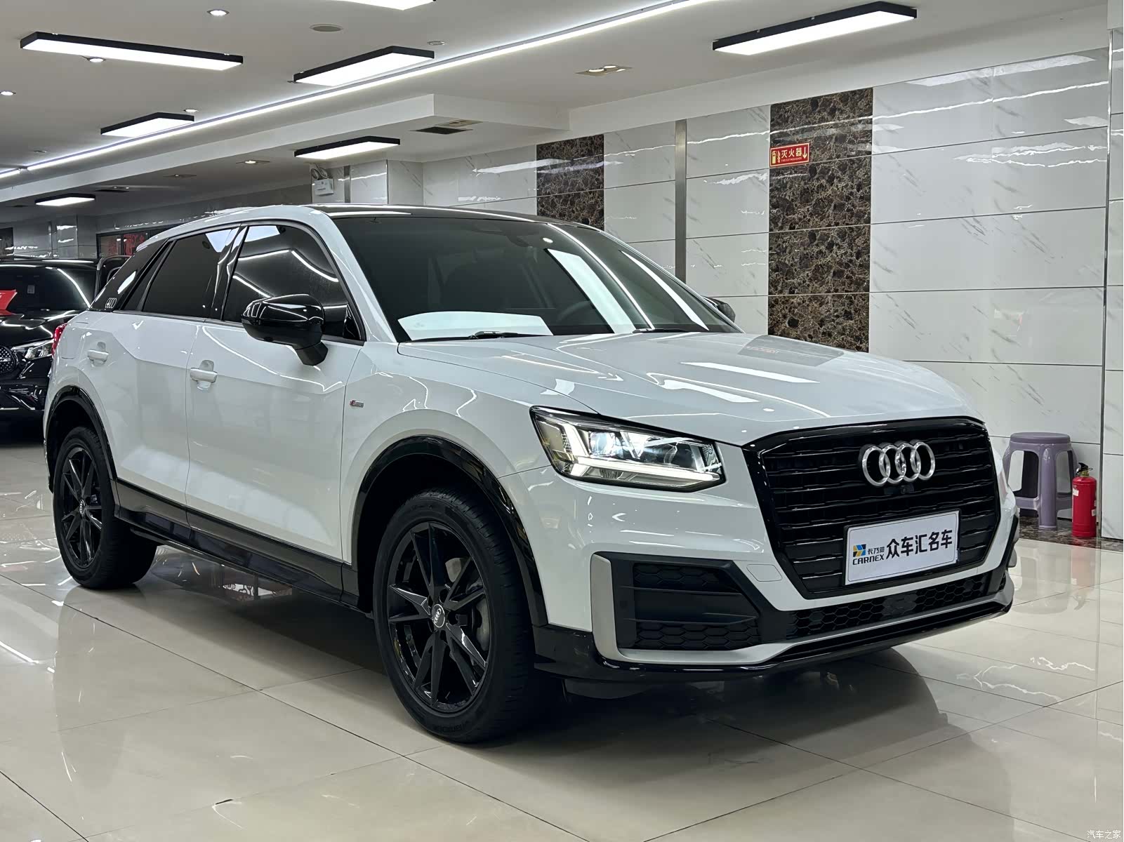 Audi Q2L, 2021 3