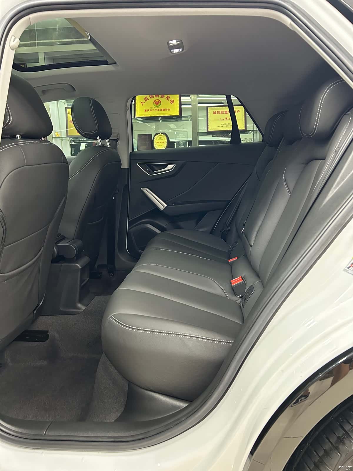 Audi Q2L, 2021 9