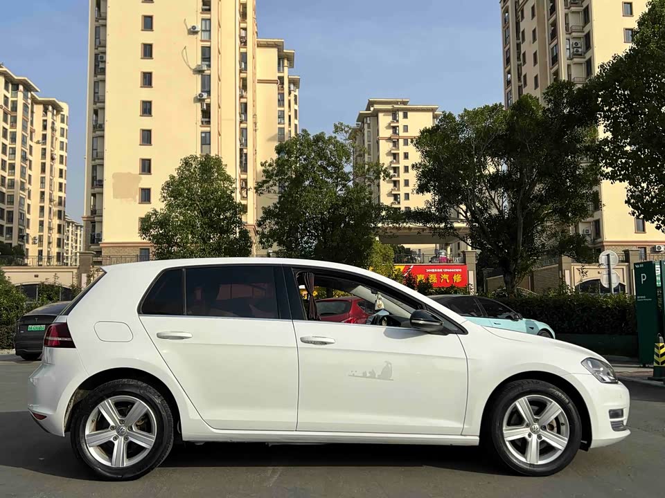 Volkswagen golf