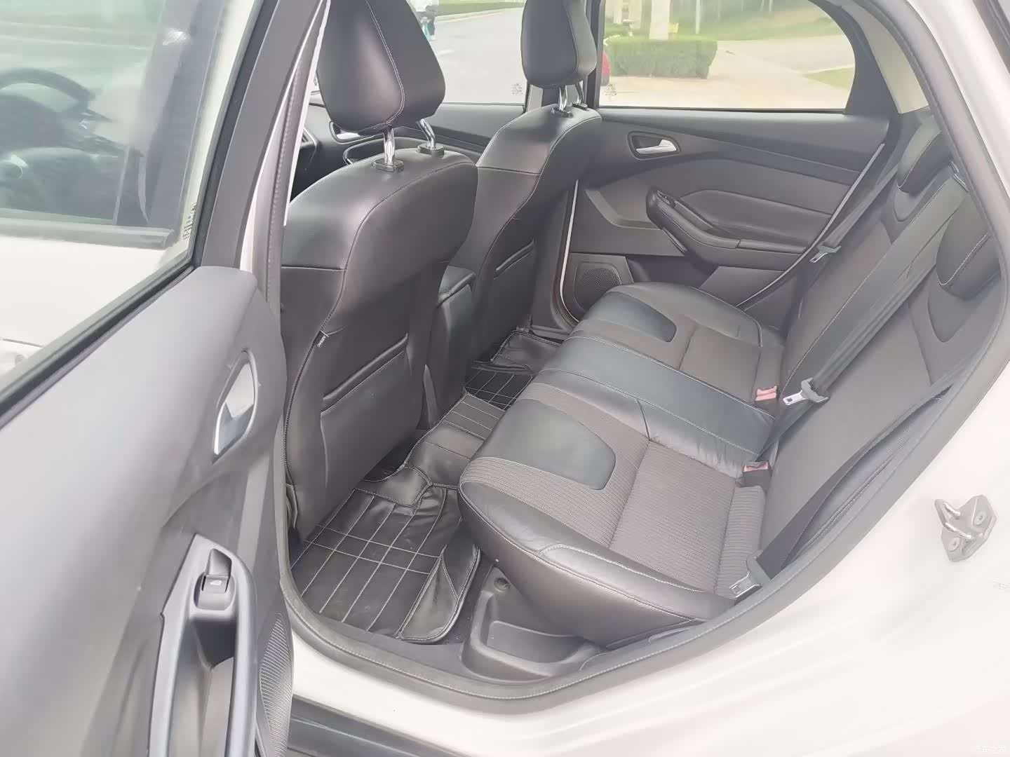 Ford Focus, 2014 все фото