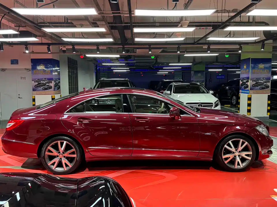 Mercedes-Benz CLS