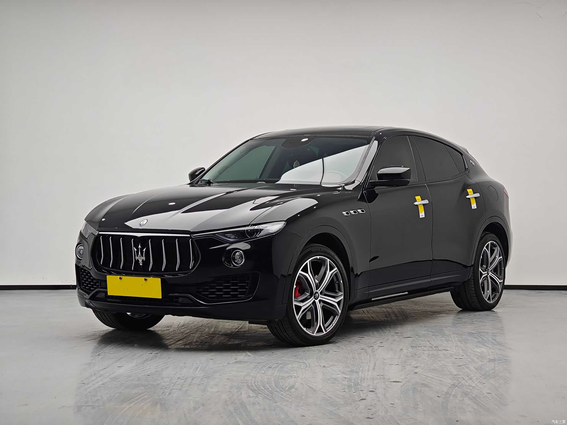 Maserati Levante, 2017 1