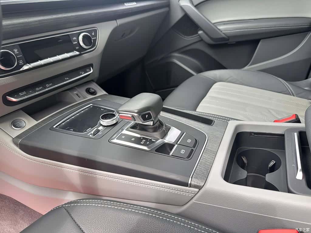 Audi Q5L, 2019 15