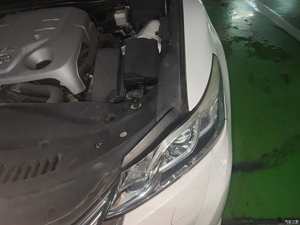 Toyota Crown, 2015 24