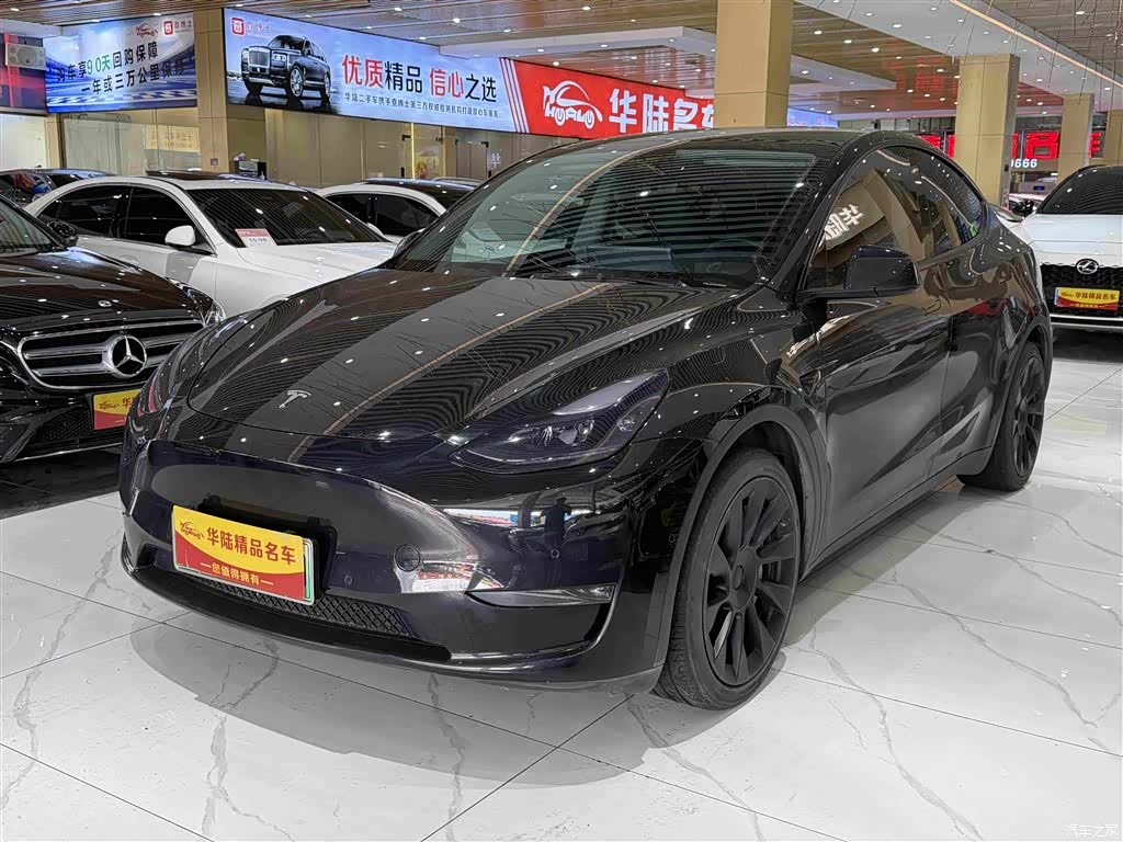 Tesla Model Y, 2021 1