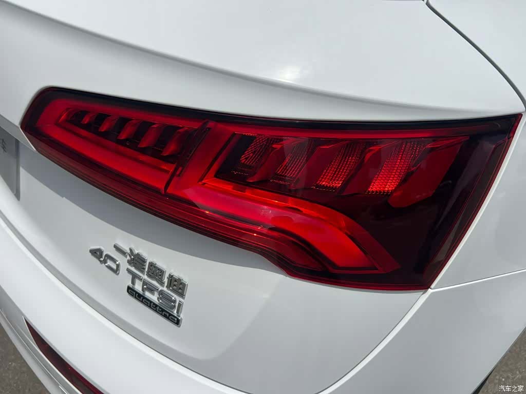 Audi Q5L, 2021 13