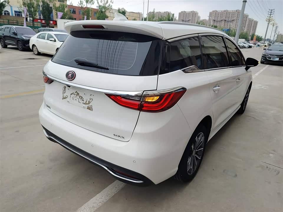 BYD Song MAX