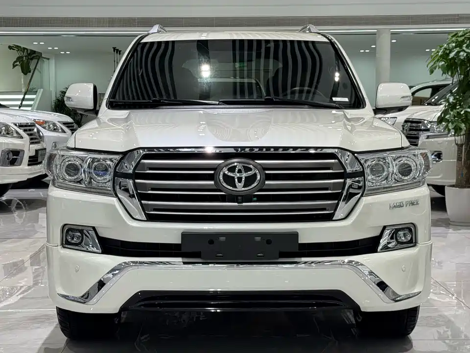 Toyota Land Cruiser Toyota Land Cruiser