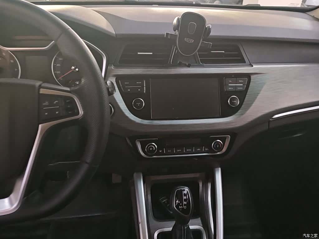 Geely X3, 2018 13