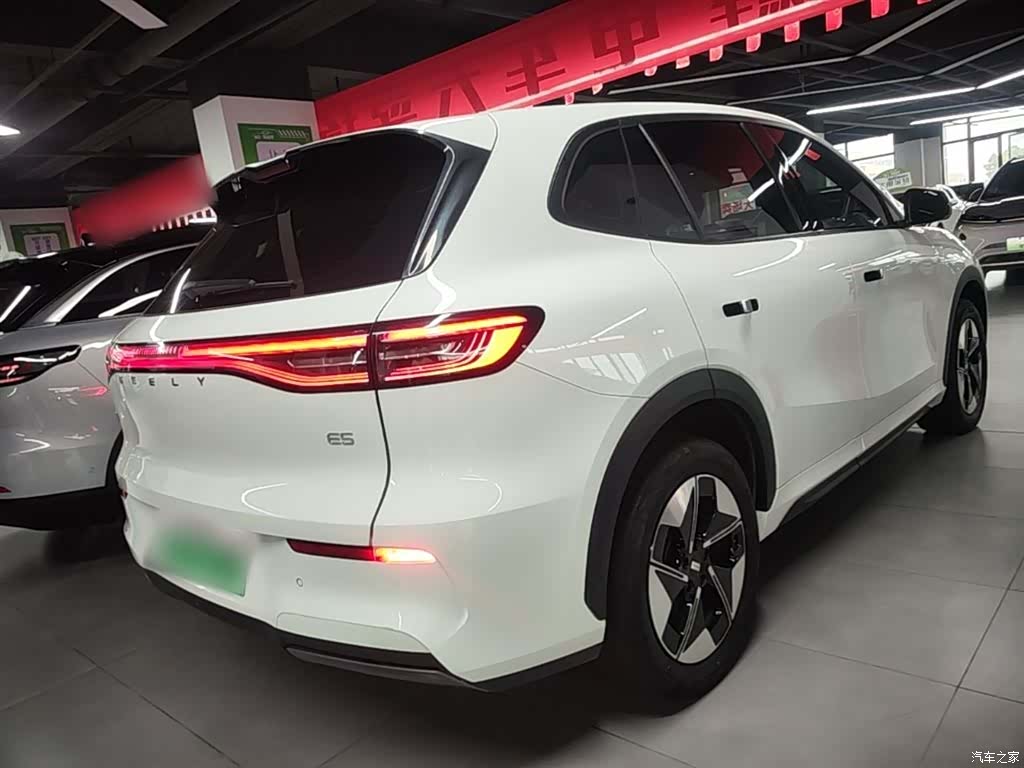 Geely Galaxy E5, 2024 7