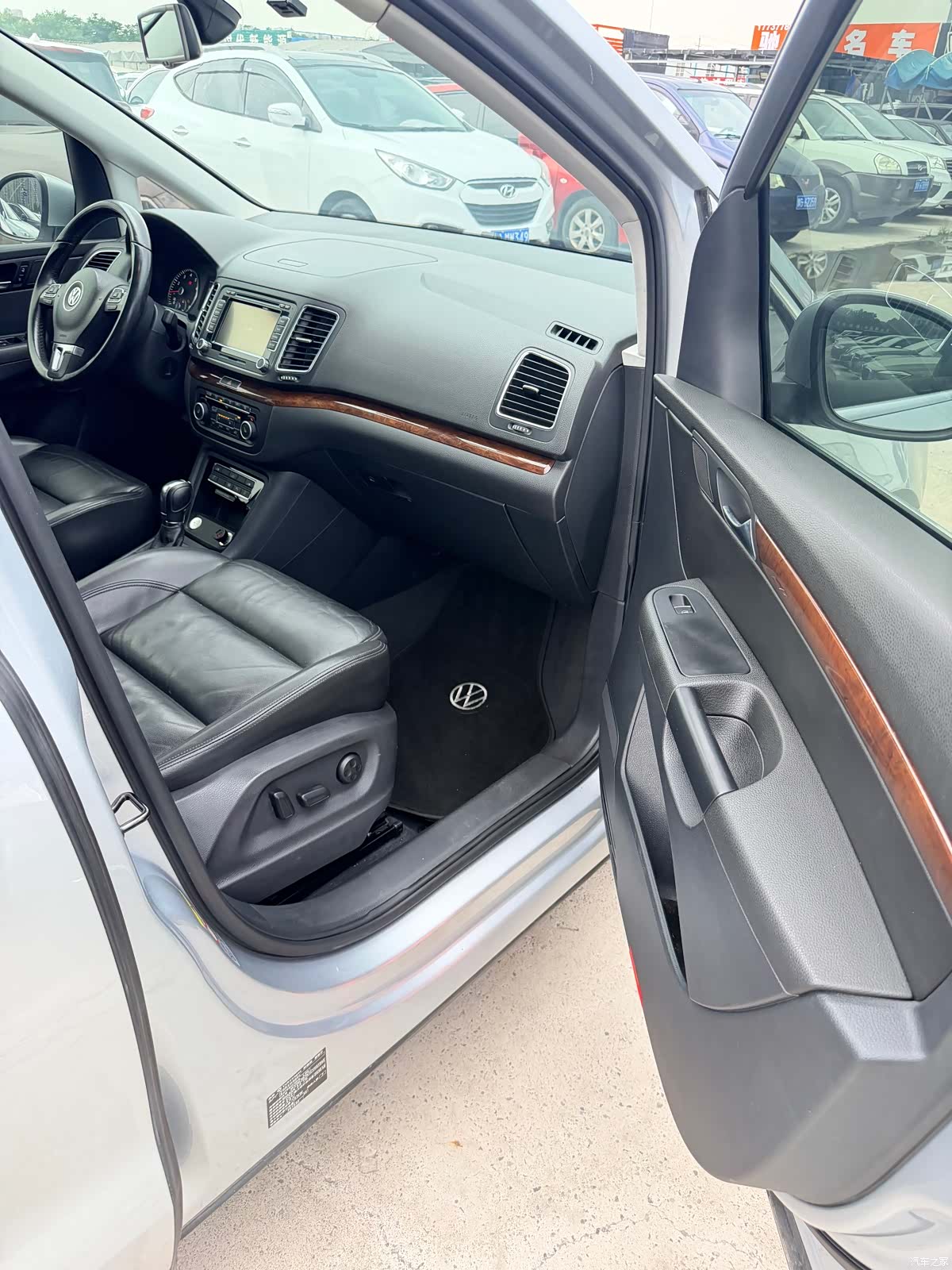 Volkswagen Xia, 2012 12