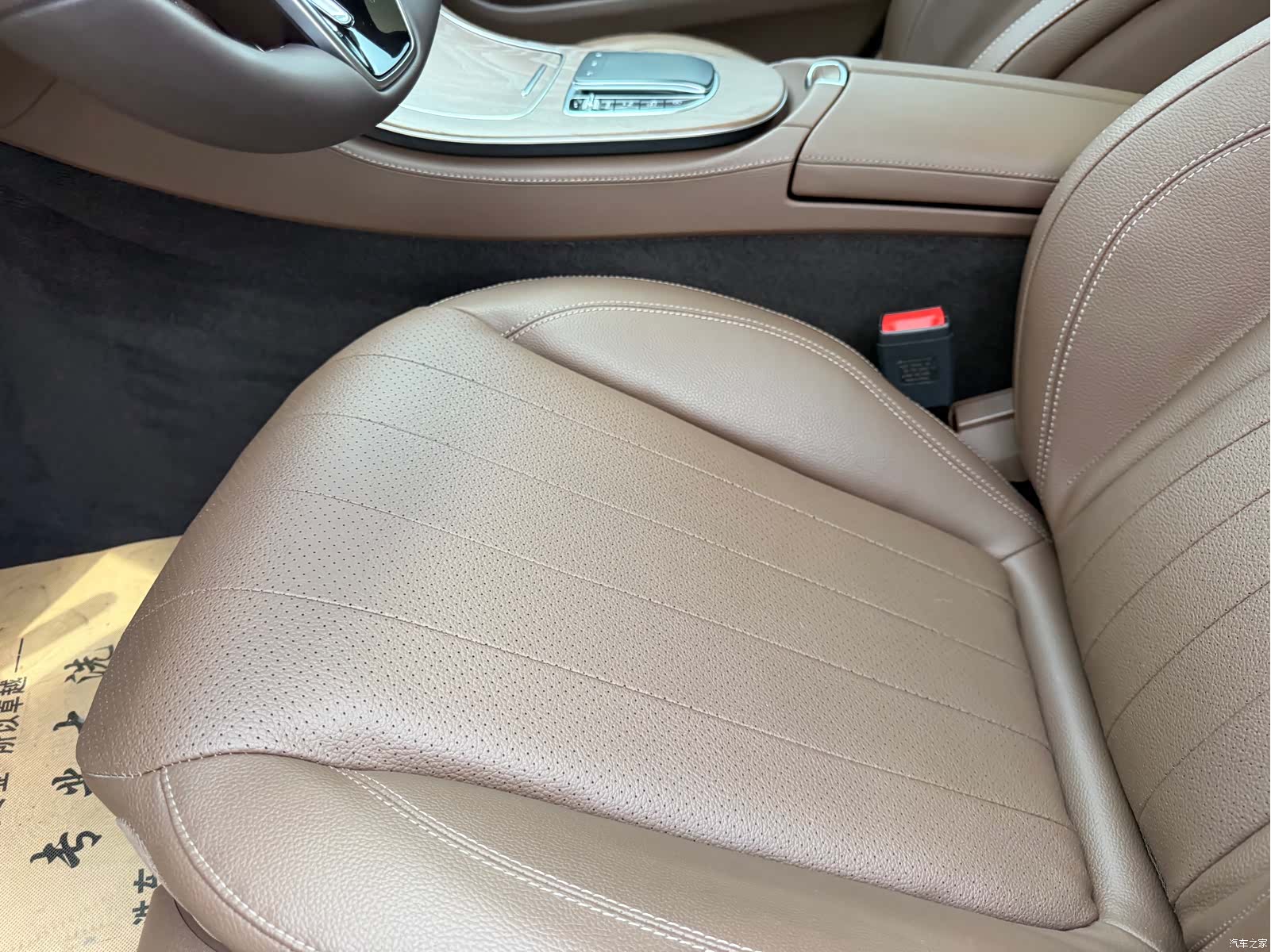 Mercedes-Benz E-Class, 2022 21