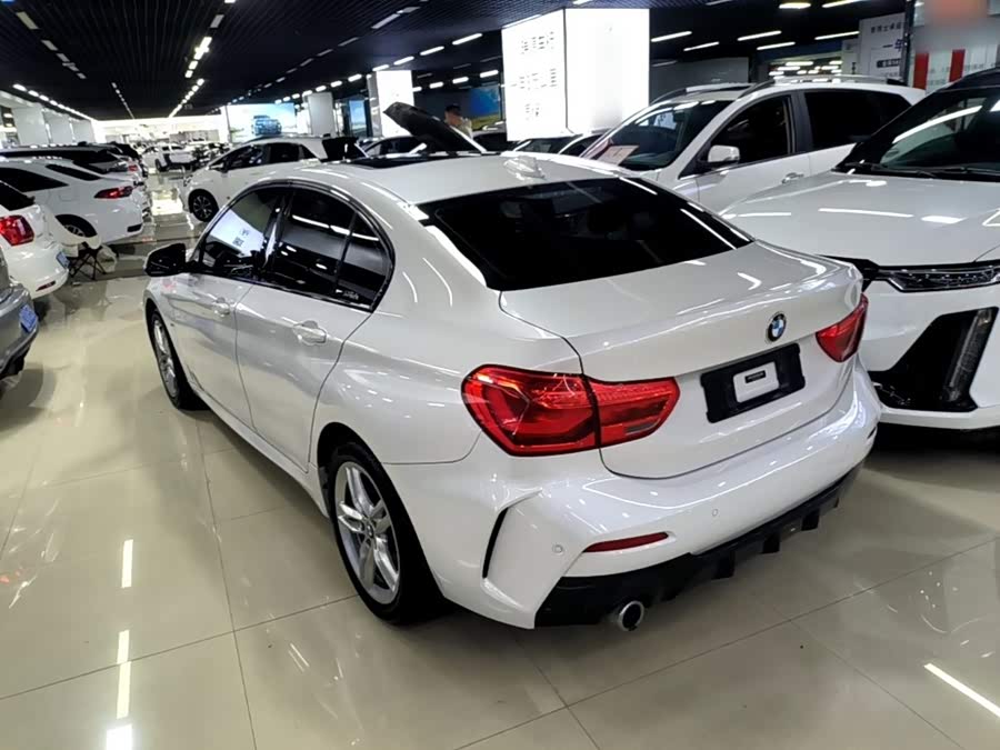 BMW 1 Series 2019, фото 5