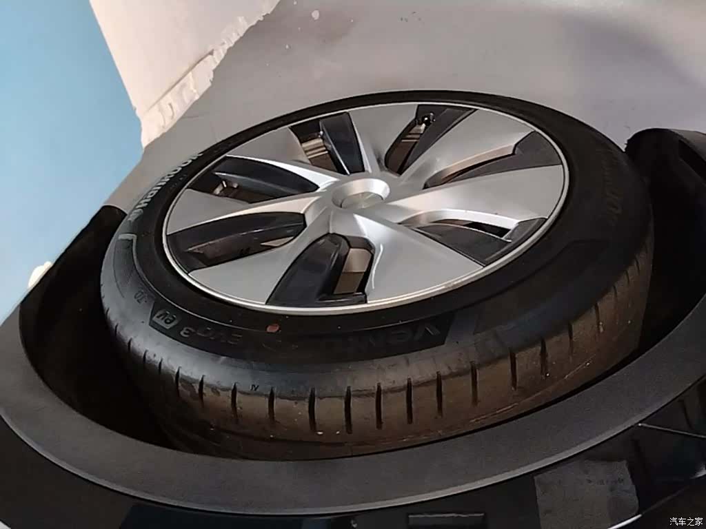 Tesla Model Y, 2021 23