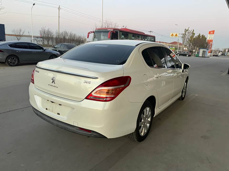 Peugeot 308