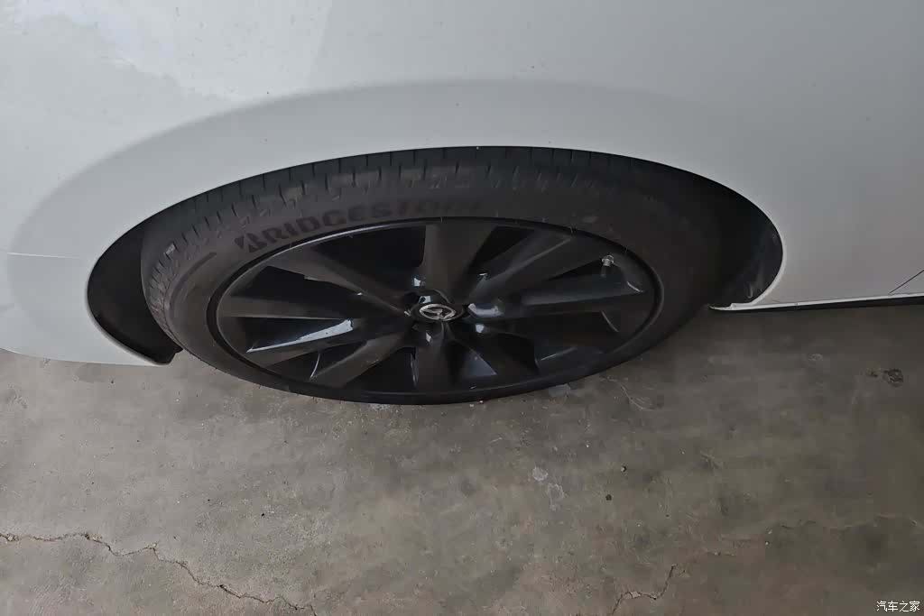 Mazda Mazda3, 2025 6