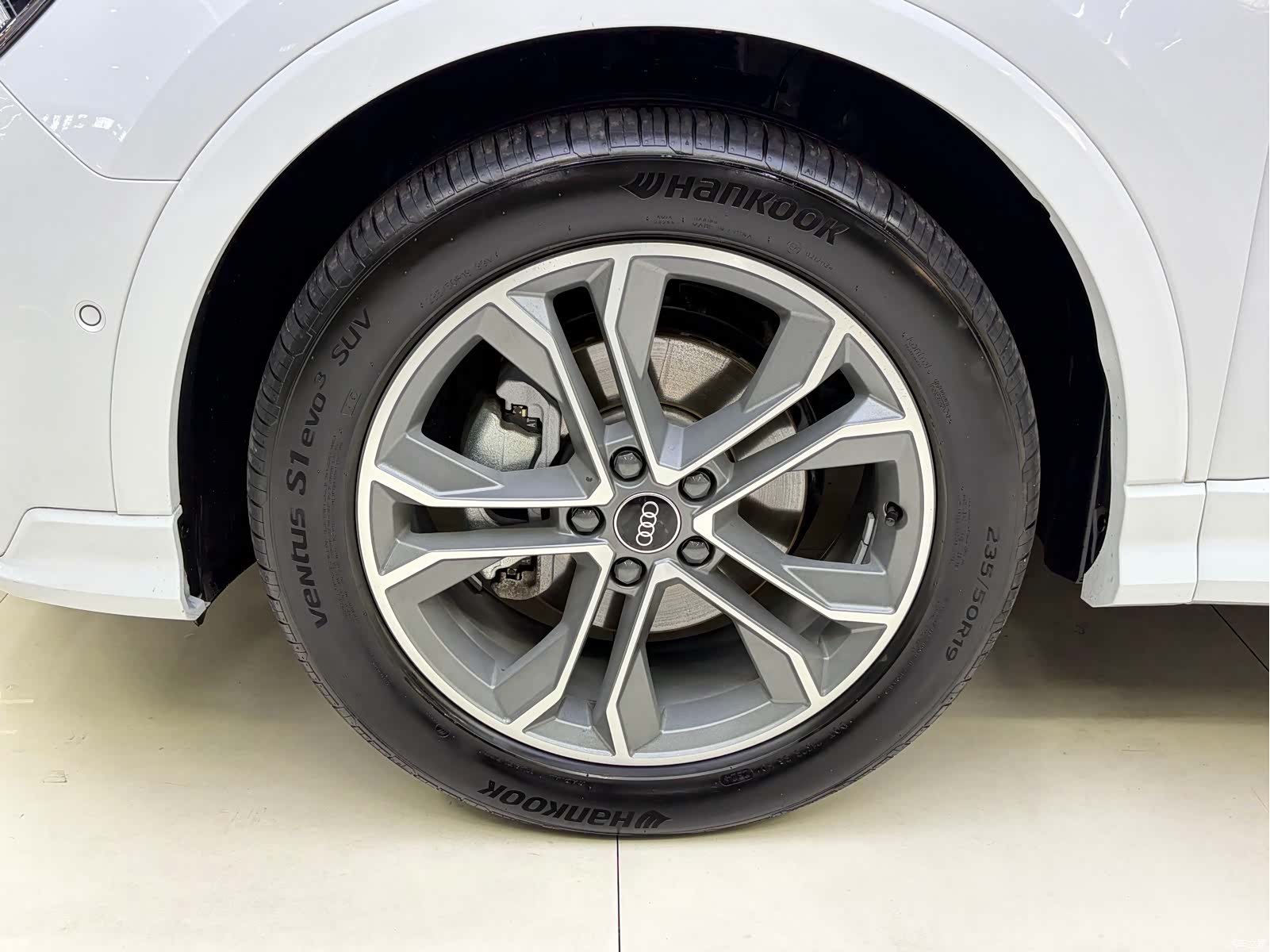 Audi Q3, 2024 8
