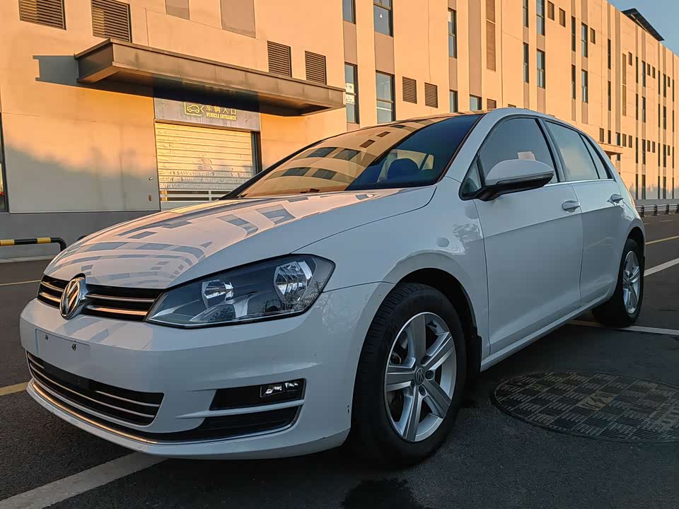 Volkswagen golf