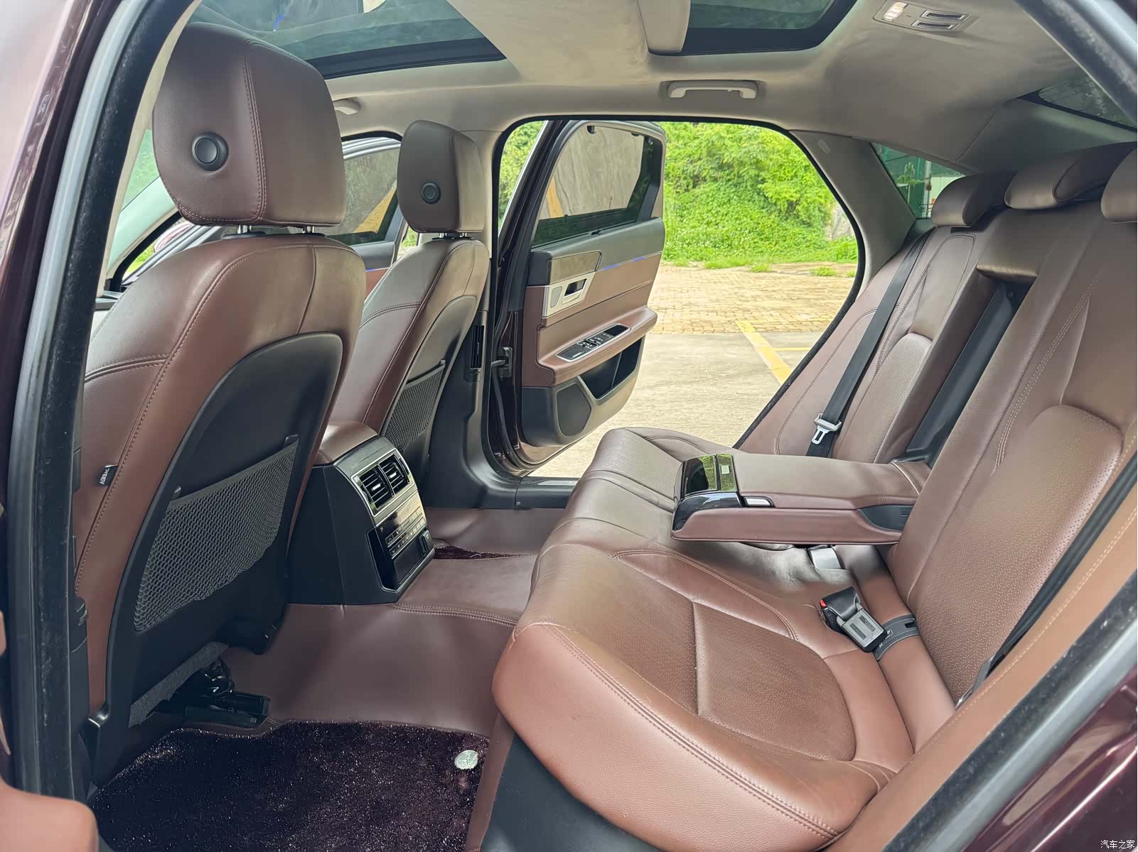 Land Rover XFL, 2016 12