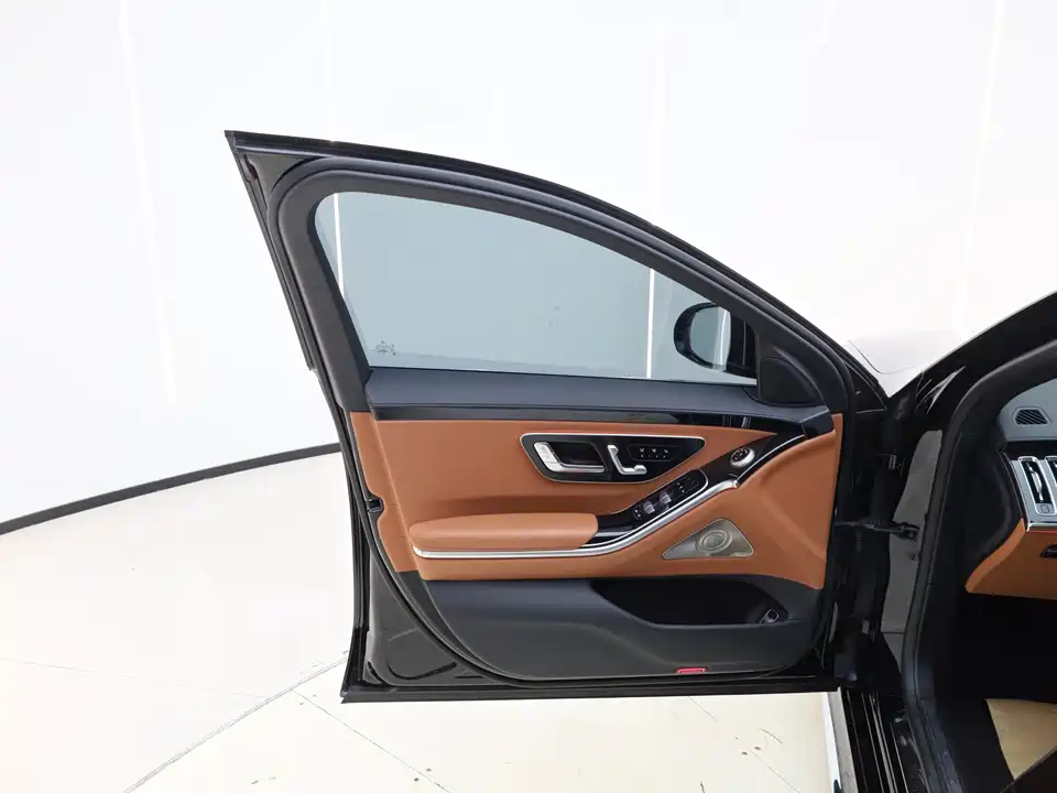 Mercedes-Benz S-class Mercedes-Benz S-class