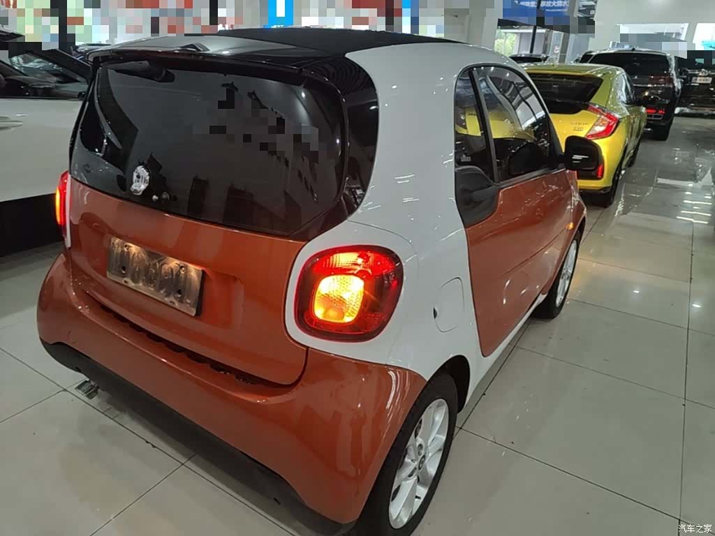 Smart Fortwo, 2018 все фото
