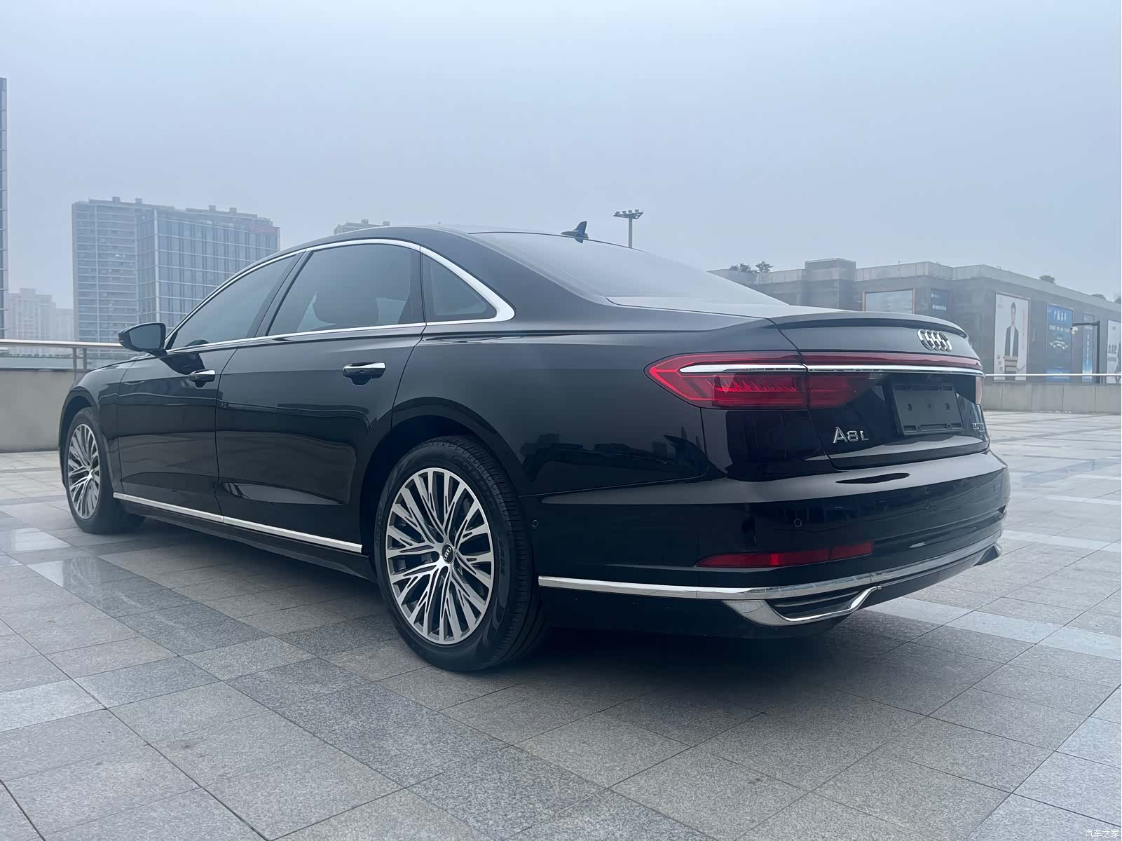 Audi A8L, 2020 все фото