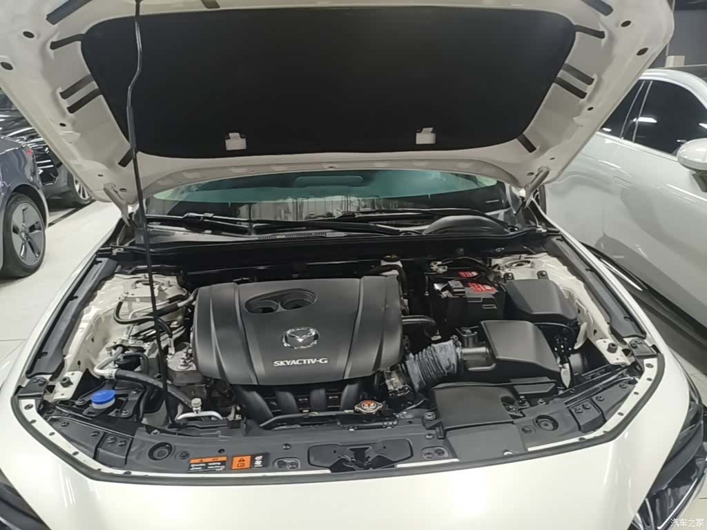 Mazda Mazda3, 2021 20