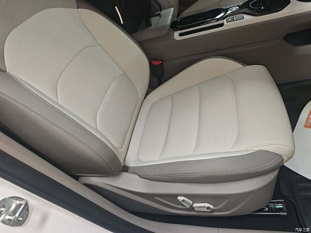 Geely Icon, 2025 25