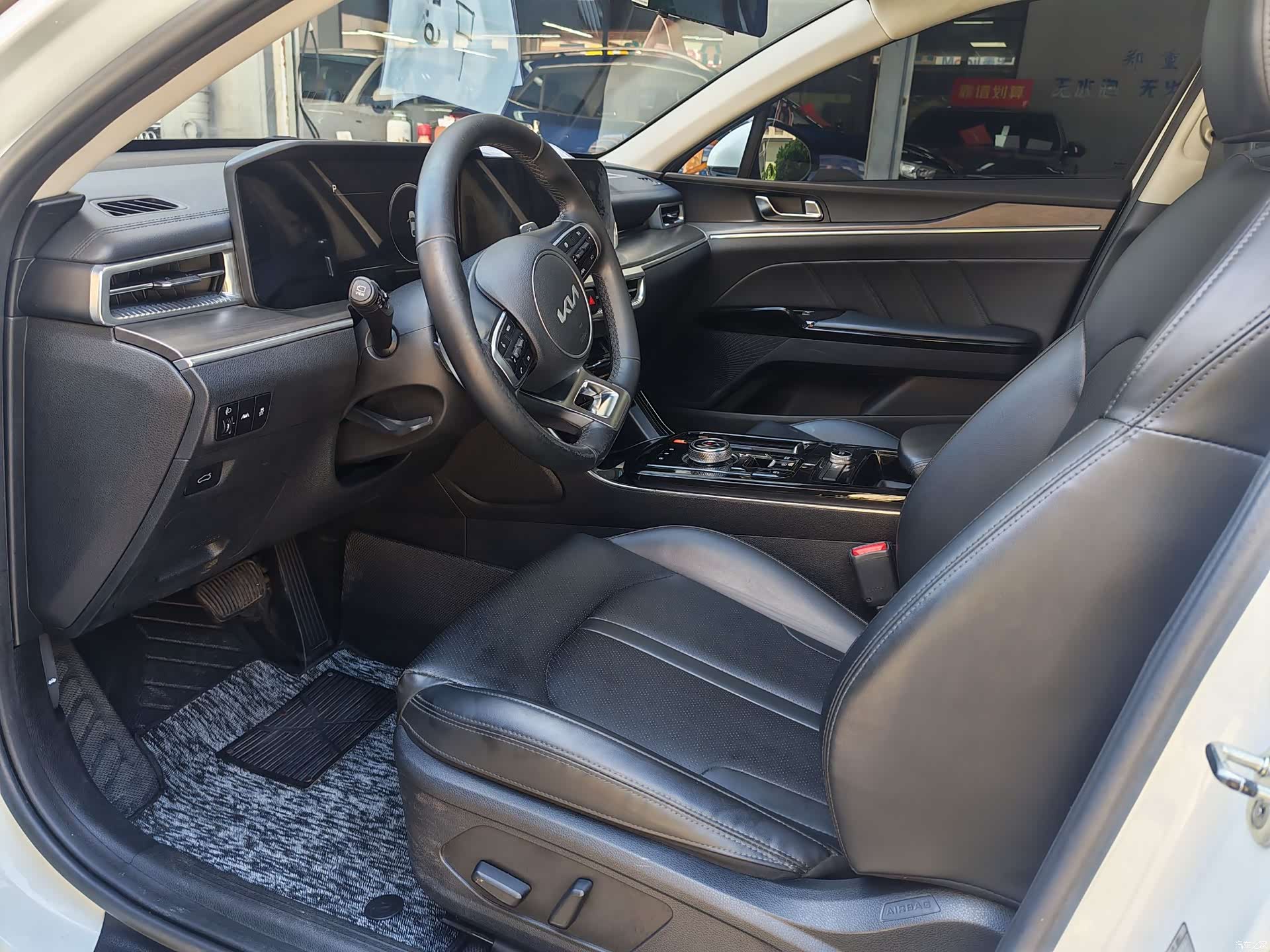 Kia K5, 2023 8