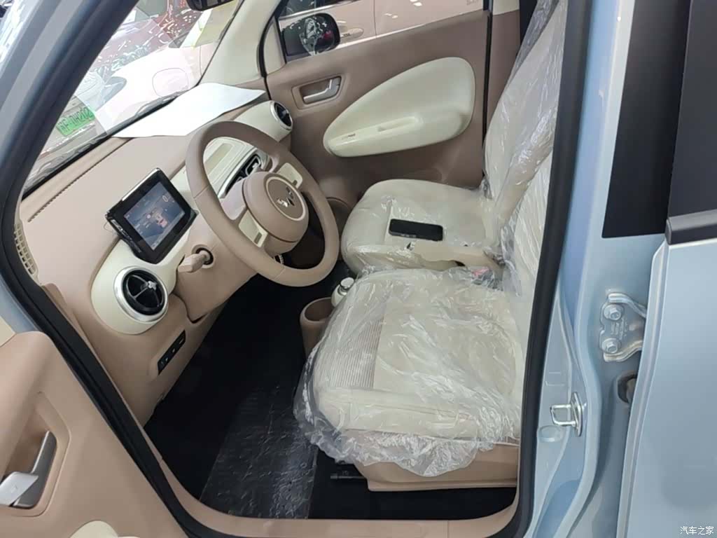 Wuling MINIEV, 2025 15