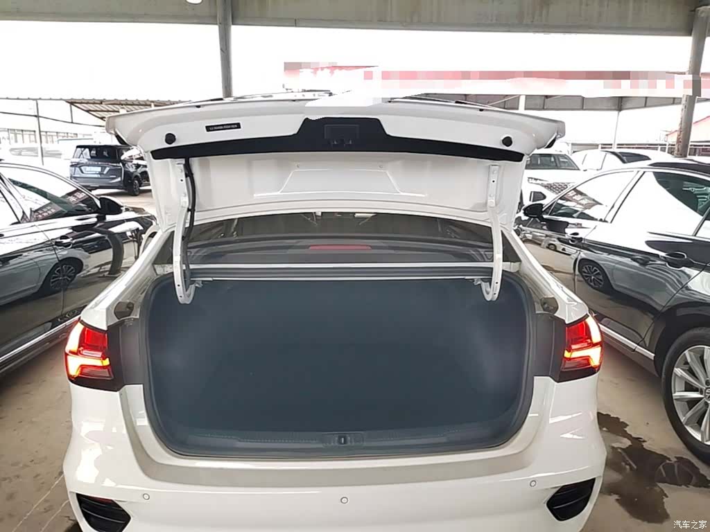 Roewe i5, 2023 19