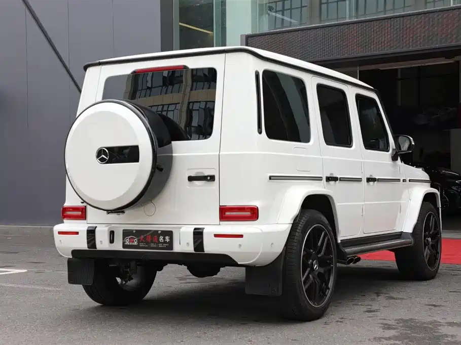 Mercedes-Benz G-class