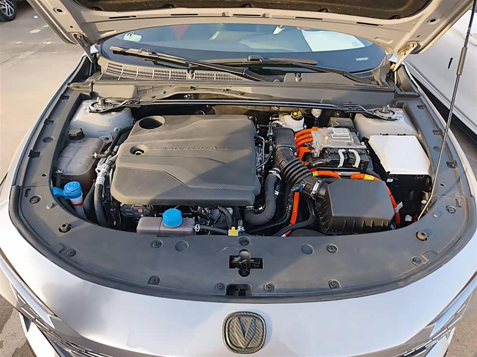 Changan UNI-V Smart iDD