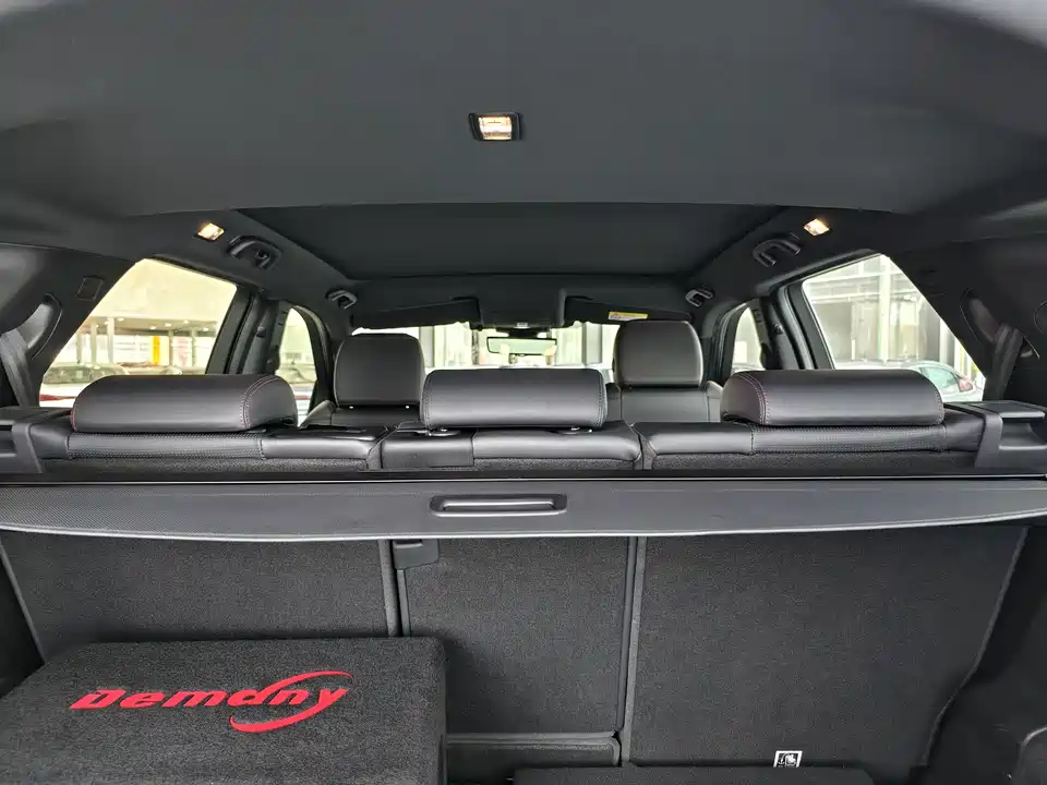 Land Rover Discover sports