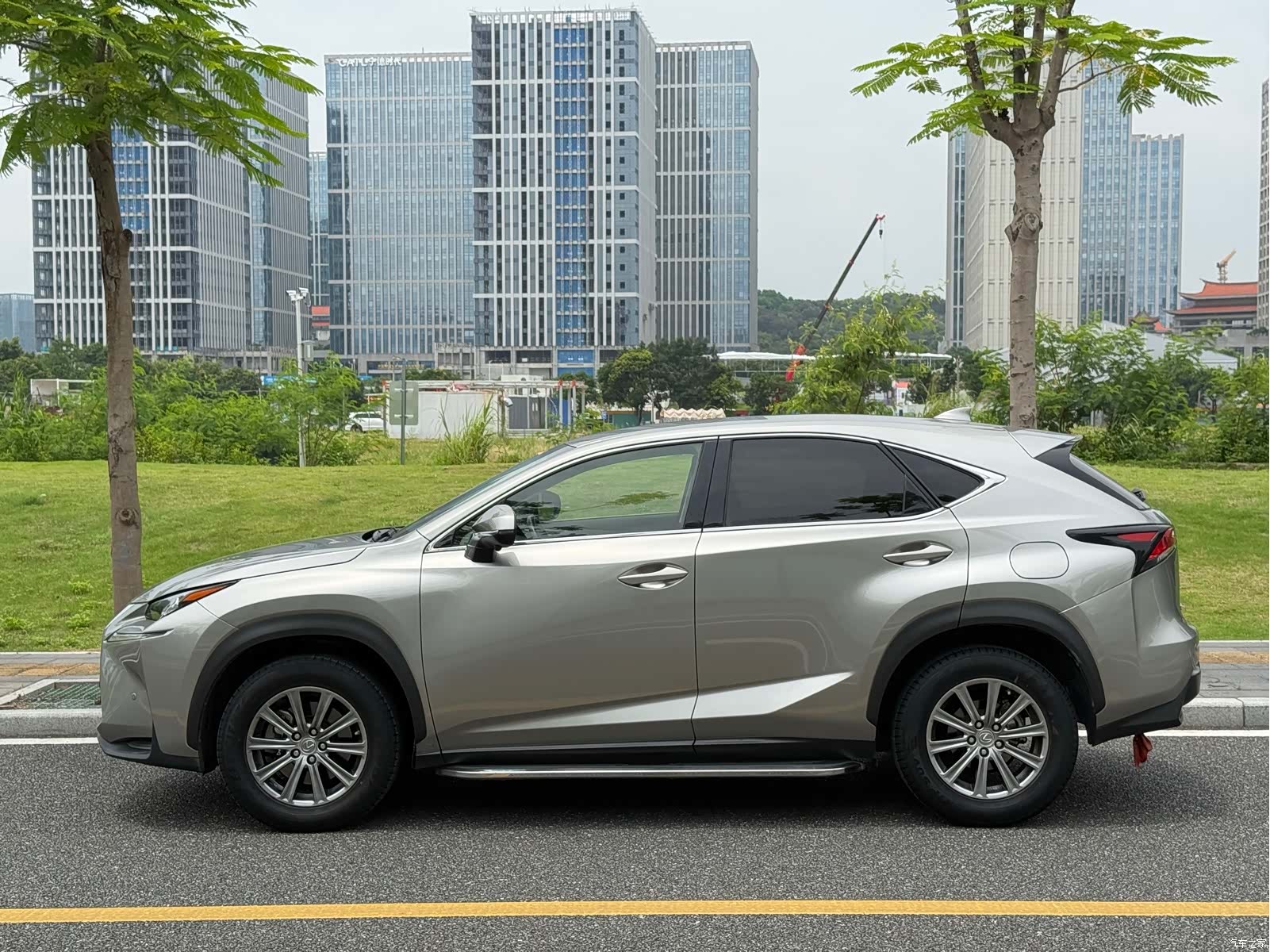 Lexus NX, 2016 10