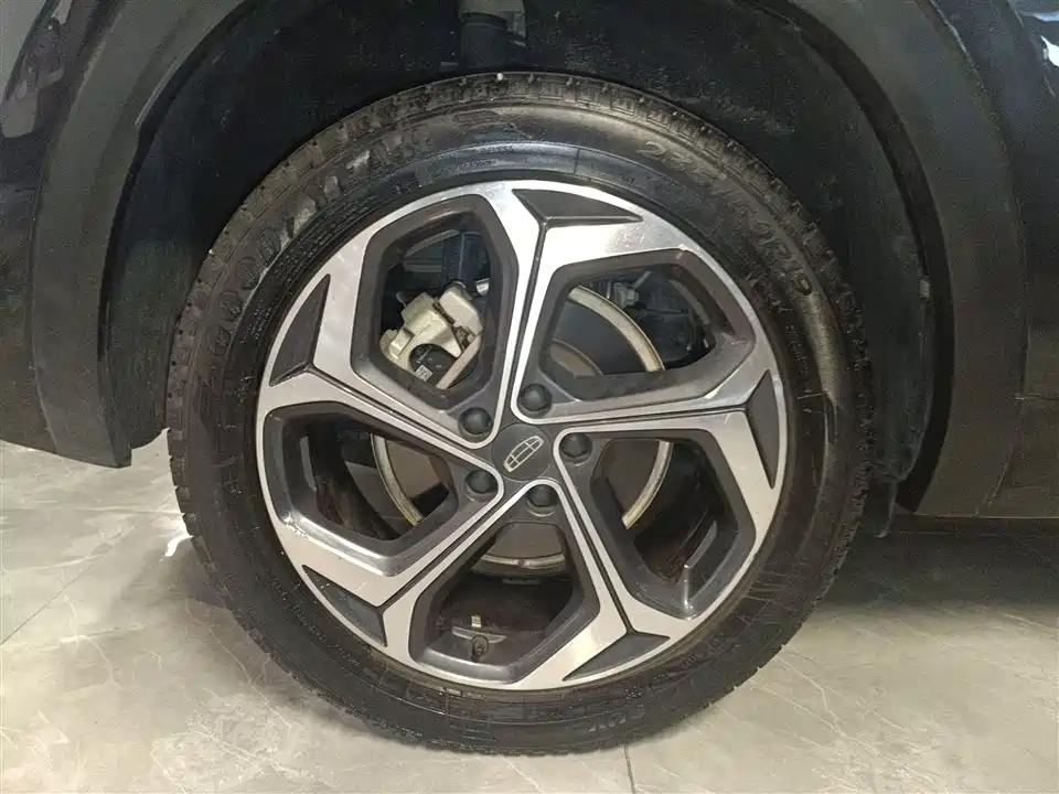 Geely Monjaro