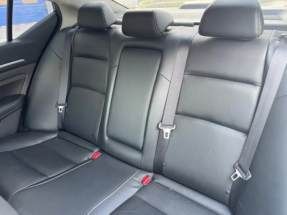 Nissan Teana Nissan Teana