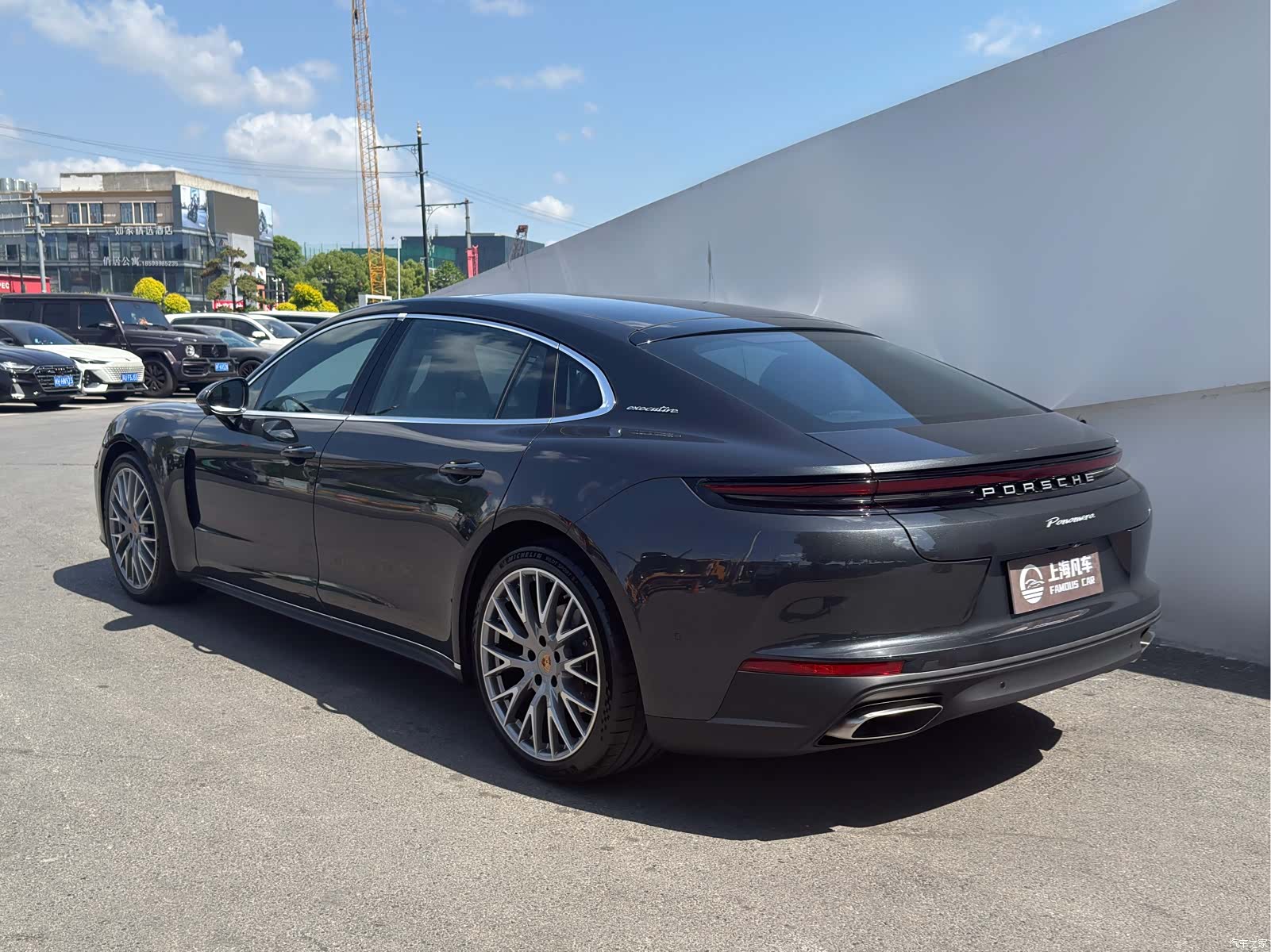 Porsche Panamera, 1900 2