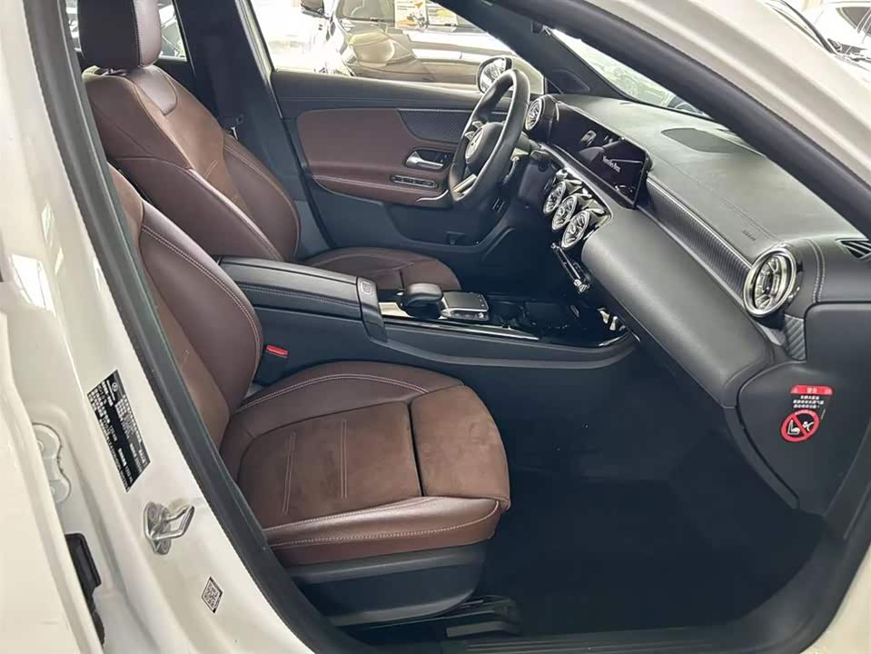 Mercedes-Benz Class A Mercedes-Benz Class A
