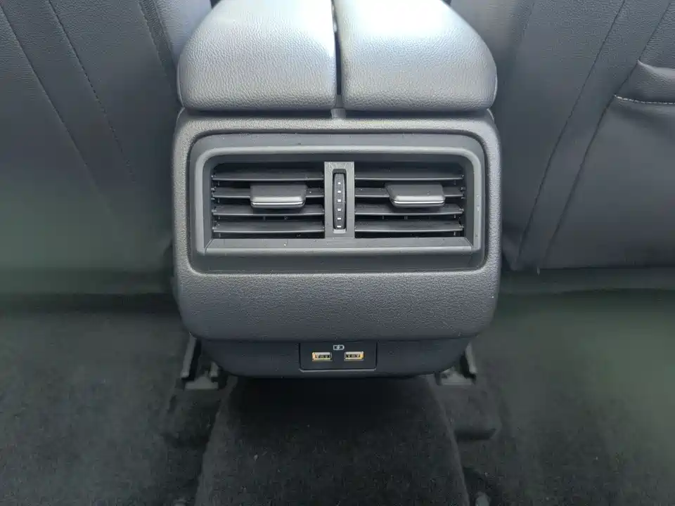 Mazda CX-50 line also