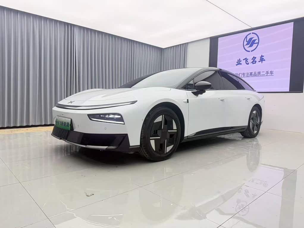 Xpeng P7