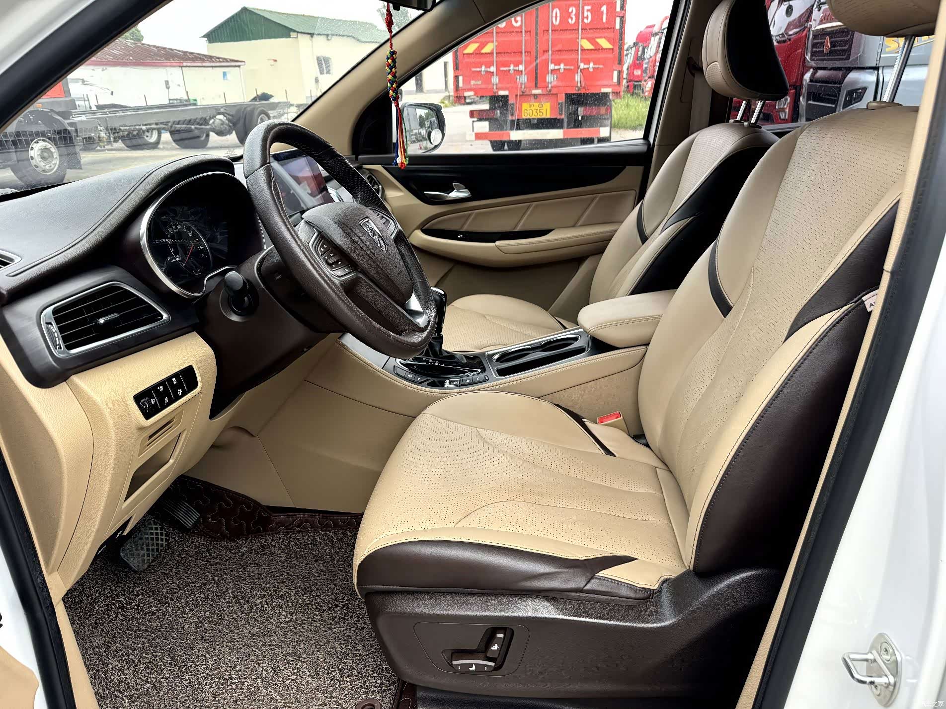 Wuling 730, 2017 21