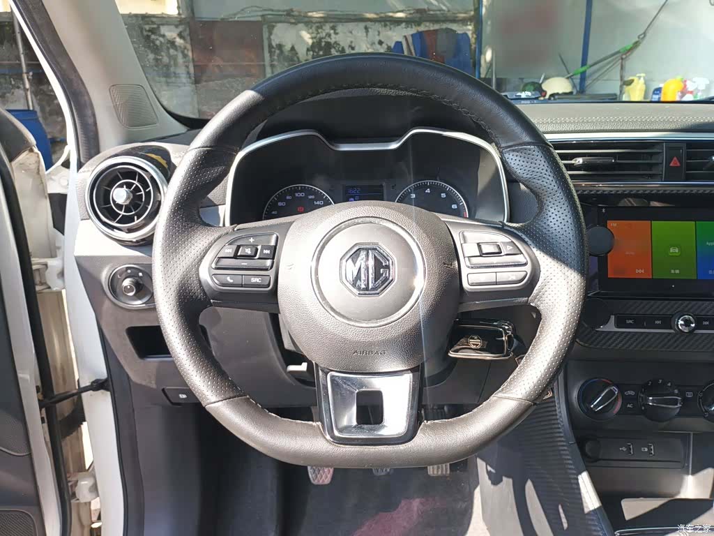 MG ZS, 2018 8