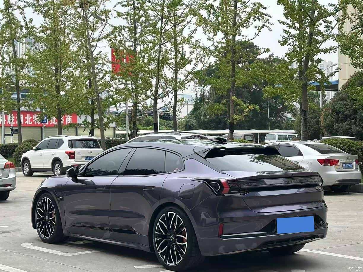 Zeekr 001, 2023 9