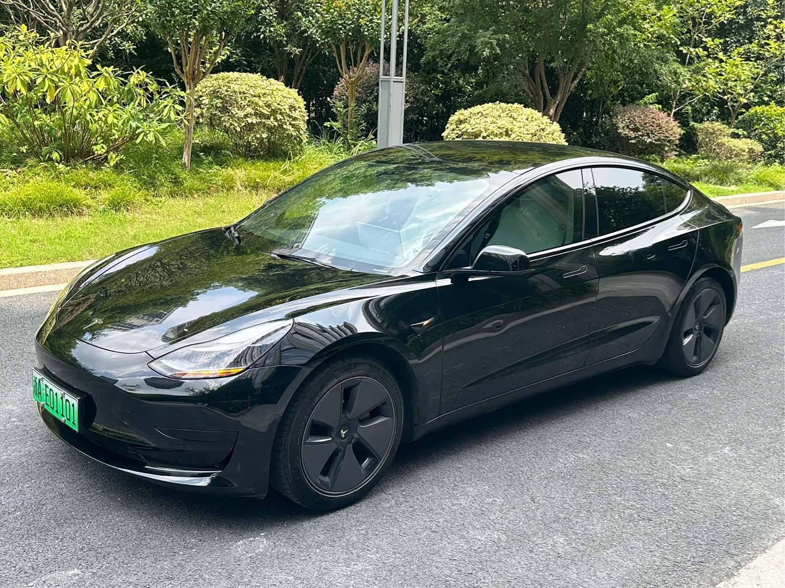 Tesla Model 3, 2022 1