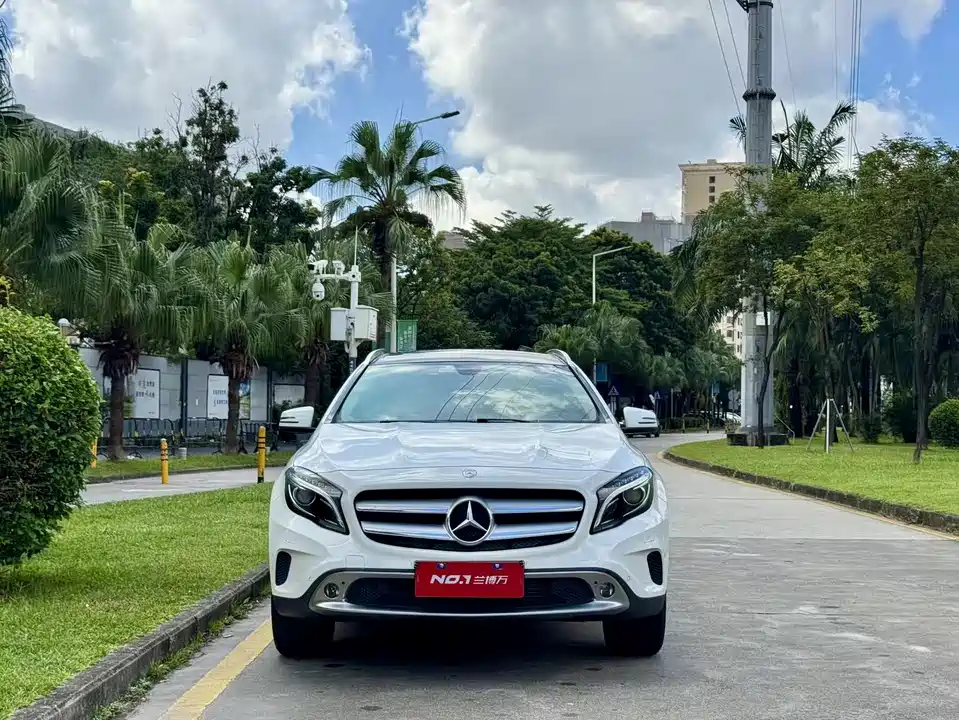 Mercedes-Benz GLA